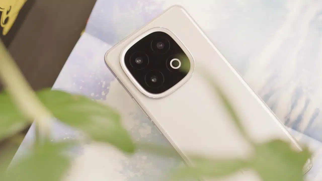 iQOO 13 camera review: Great but could’ve been better