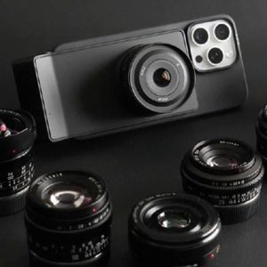 SwitchLens is a portable micro four thirds camera attachment for your phone